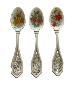 Lot of 3 AVON 1989 American Favorite Flower Porcelain Spoons 5.25" Collectibles